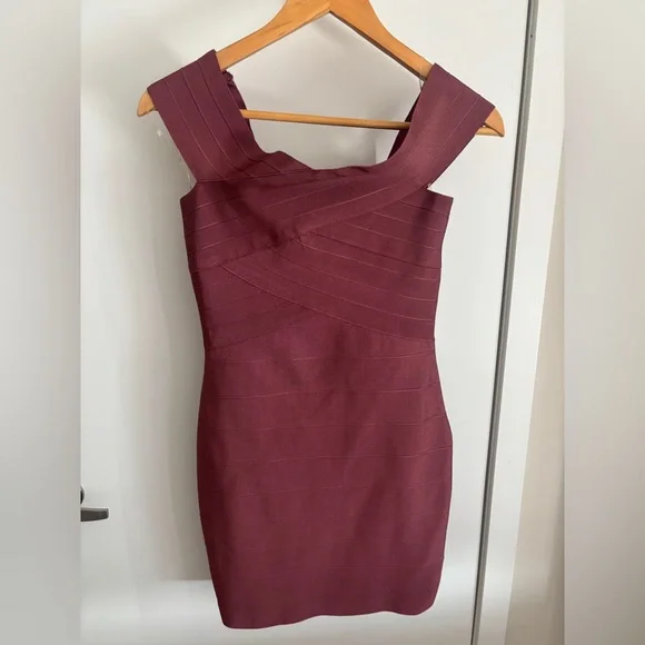 Pink Off Shoulder Cocktail Dress - Picture 2 of 6